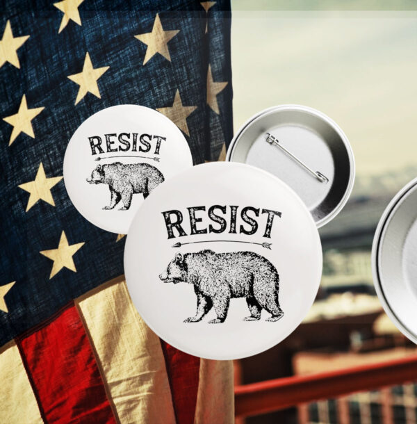 ALT US National Park Resist Service Button Bear