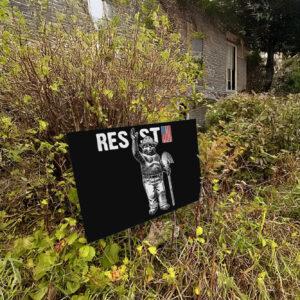 Official National Parks Resist Bear Yard Sign