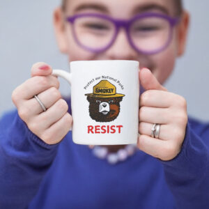 Protect our national parks bear resist Mug