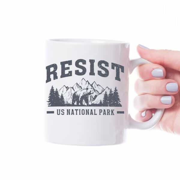 Resist Bear US National Park Mug