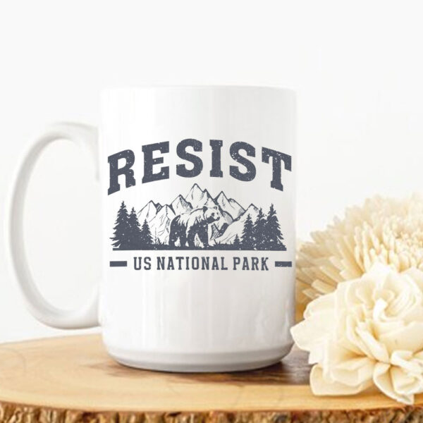 Resist Bear US National Park Mug