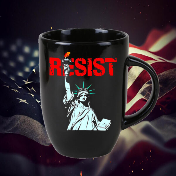 Resist Statue of Liberty 2025 Mug