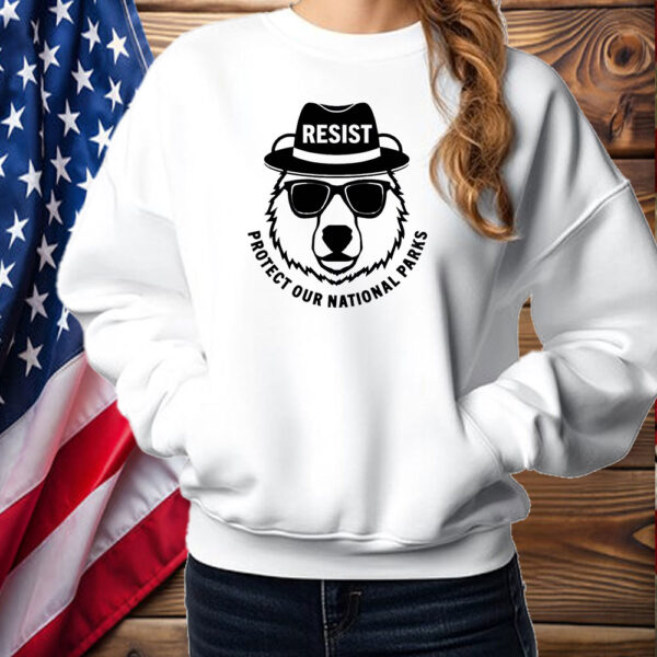 Resist, protect our national parks T-Shirt