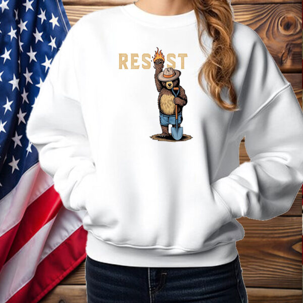 Smokey The Bear Resist T-Shirt