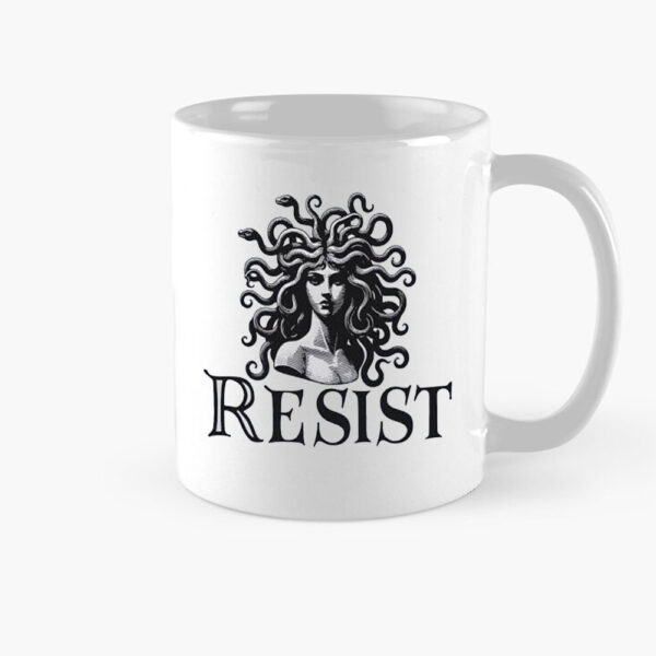 Snake girl resist Mug