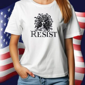 Snake girl resist T-Shirt