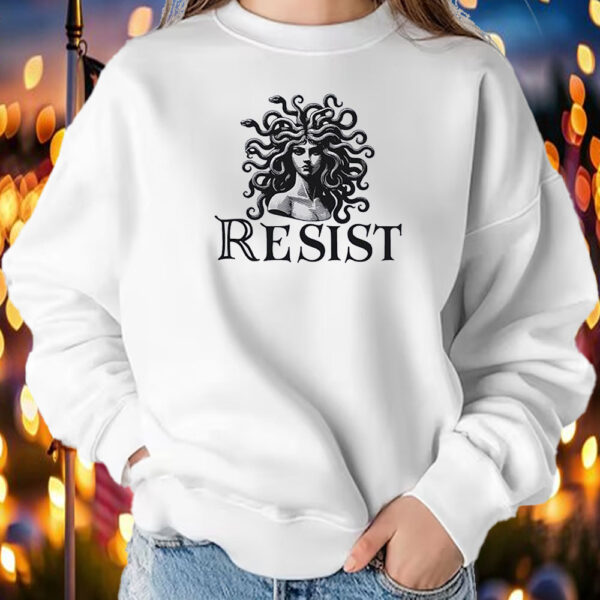 Snake girl resist T-Shirt